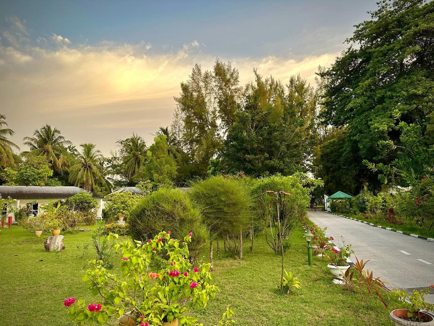 Equator Village — photo 9