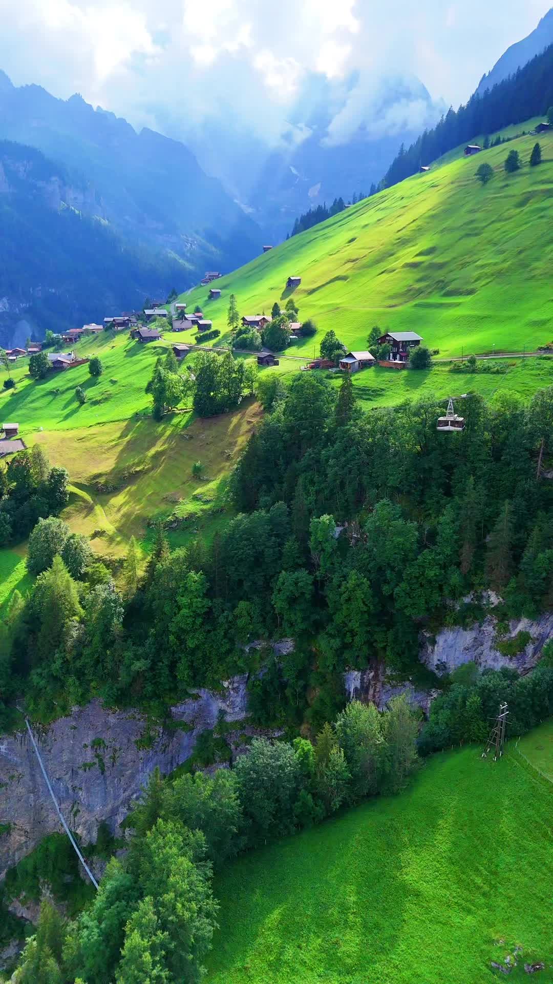 📍M&uuml;rren, Switzerland🇨🇭#swissroads #switzerland #roadtrip #switzerlandnature #m&uuml;rre #jungfraujoch #swissbeautiful #sisiswiss
