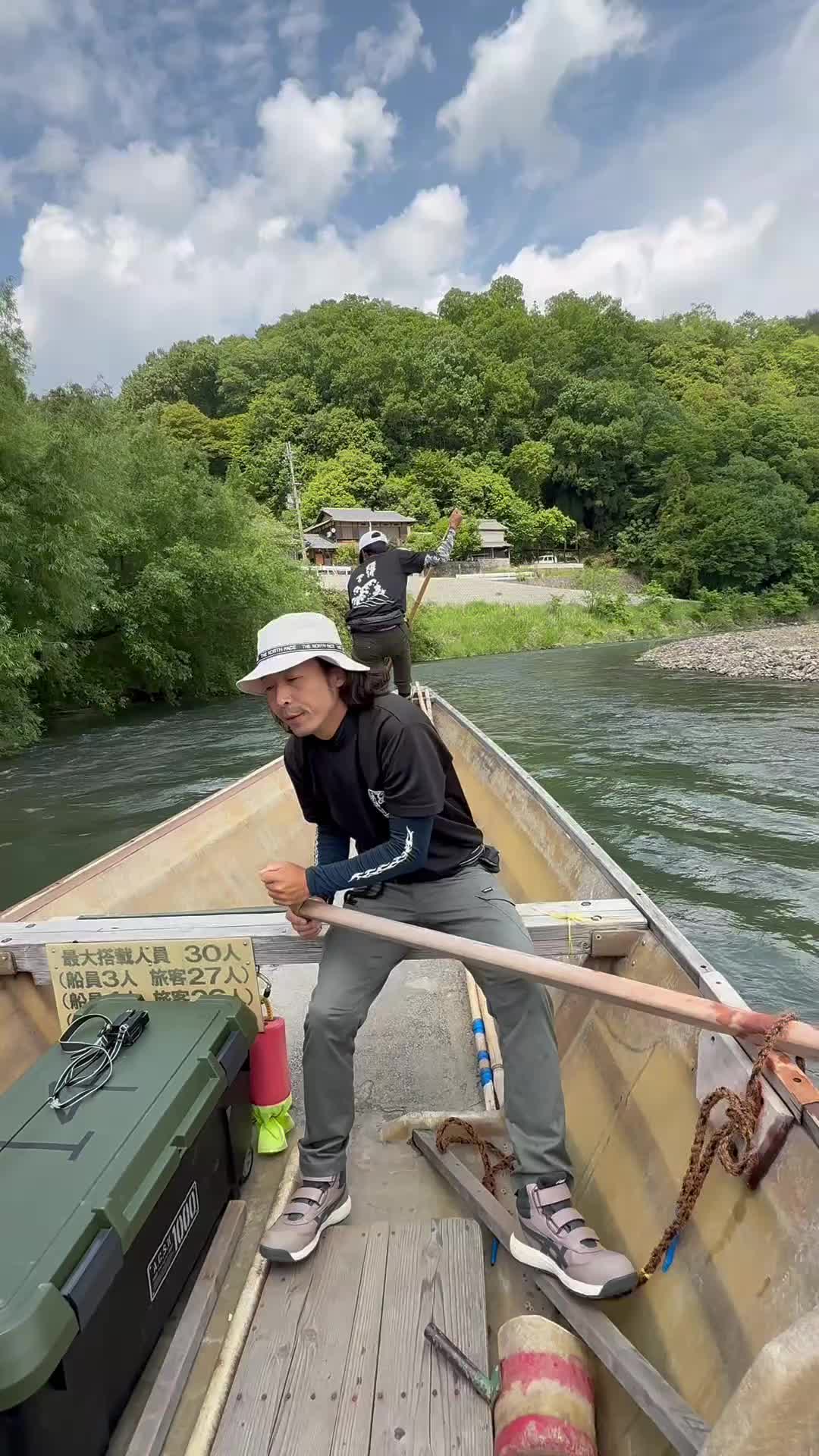 🌊 A Truly Unique Experience on the Hozugawa As the boat glides downstream, you&rsquo;ll feel the splash of the river, surrounded by breathtaking mountains and wildlife you can only see here. What makes the journey even more memorable are the veteran boatmen. With humor and deep knowledge of the river, they add stories and laughter to the scenery. It&rsquo;s not just about sightseeing&mdash; it&rsquo;s the combination of nature and conversation that makes the Hozugawa River Ride so special. This will surely become one of the most unforgettable memories of your trip to Kyoto. &mdash;&mdash;&mdash;&mdash;&mdash;&mdash;&mdash;&mdash;&mdash;&mdash;&mdash;&mdash; The Hozugawa River Boat Ride operates as usual, even on rainy days. You can board from JR Kameoka Station and enjoy a peaceful journey through nature.  Advance reservations are available, but walk-ins are also welcome. Feel free to visit anytime. Access ・From Torokko Kameoka Station: Taxi (5 min) / Bus (10 min) / Horse-drawn carriage (30 min) ・From JR Kameoka Station: 8 min walk Please check the reservation link in our profile highlights. #保津川下り#嵐山#HozugawaRiverBoatRide#Hozugawakudari #Kyototravel