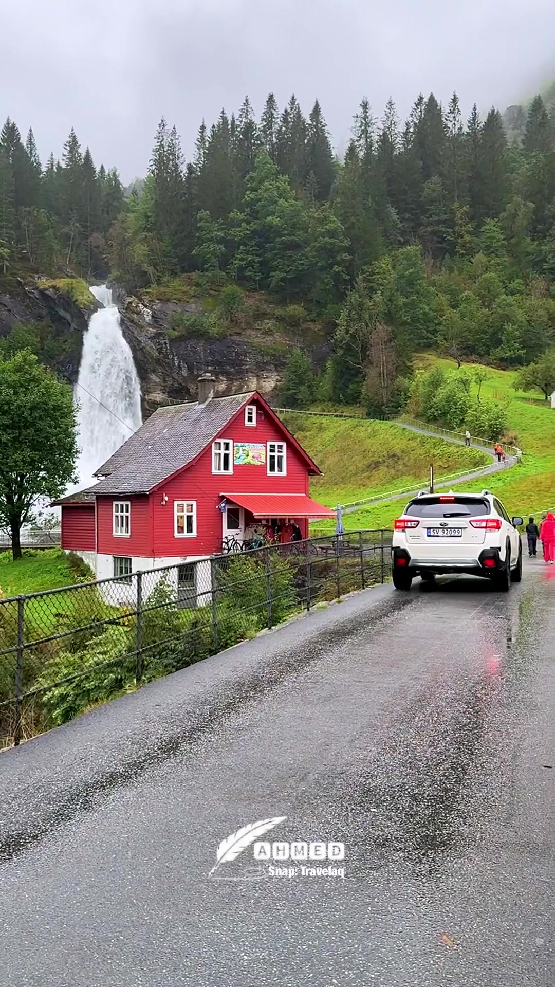 &lrm;شلال ستاينسدلس نورهايمسوند النرويج . Steinsdalsfossen Waterfall Voss Norway 🇳🇴  . &lrm;من أجمل شلالات النرويج ويجب ان يكون من اول خياراتك اذا زرت منطقة فووس بالنرويج &lrm;مقابله مقهى مطل على النهر &lrm;الدخول للشلال مجاناً  &lrm;المواقف مجانية &lrm;الطلوع للشلال سهل وممتع  . . . &lrm;&rlm; #Norway #travel #النرويج #foryou      &lrm;&rlm;&lrm;   #creatorsearchinsights